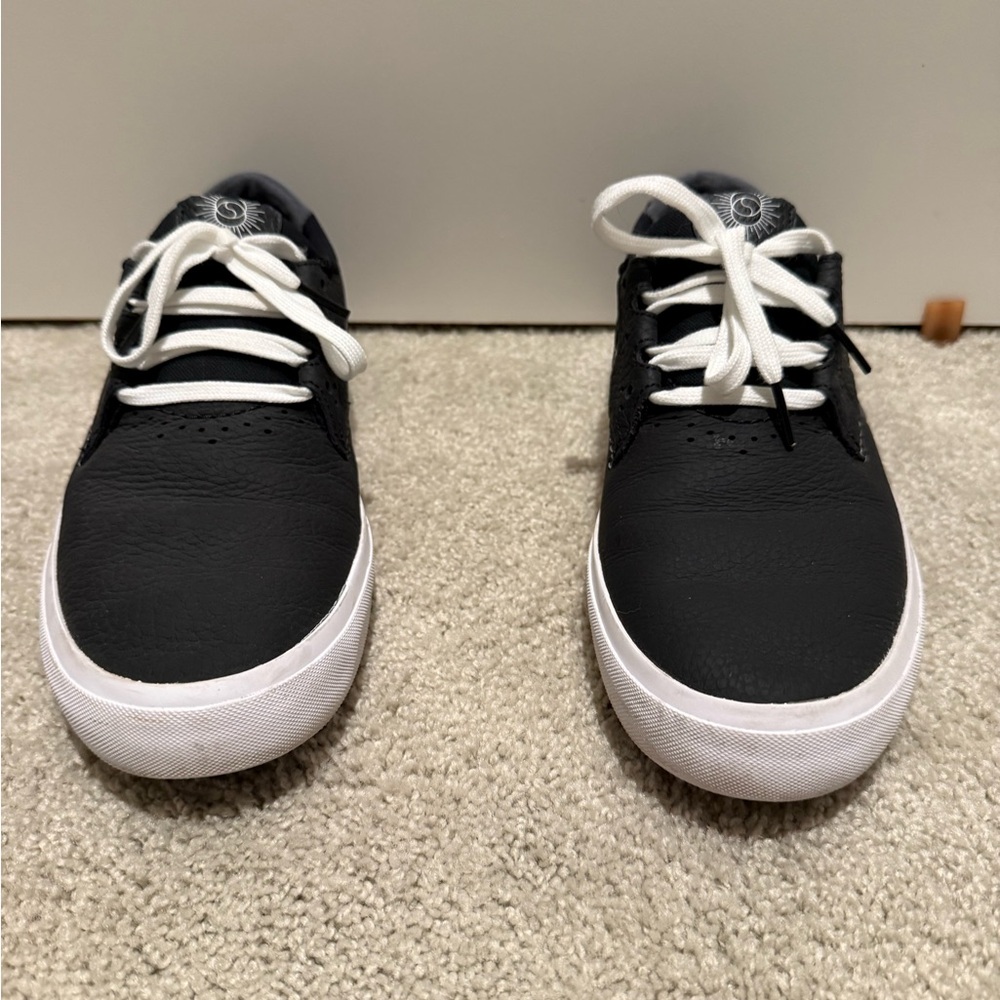 Men’s Nike SB Sneakers - Picture 2 of 10